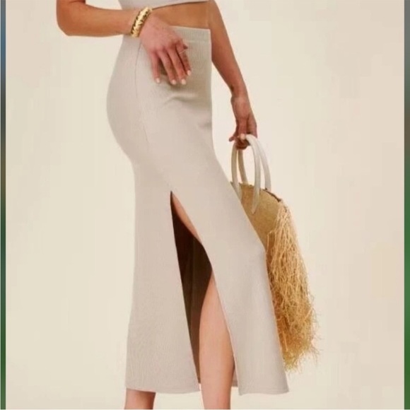 Reformation Francine Knit One Shoulder 2 Piece Ribbed Skirt Set - Picture 3 of 8